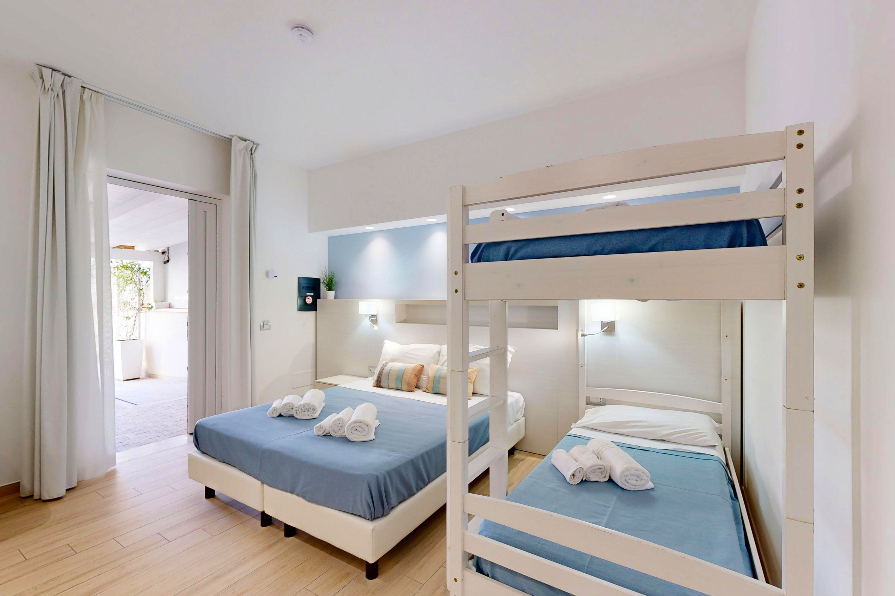 Jolanda Sea Breeze